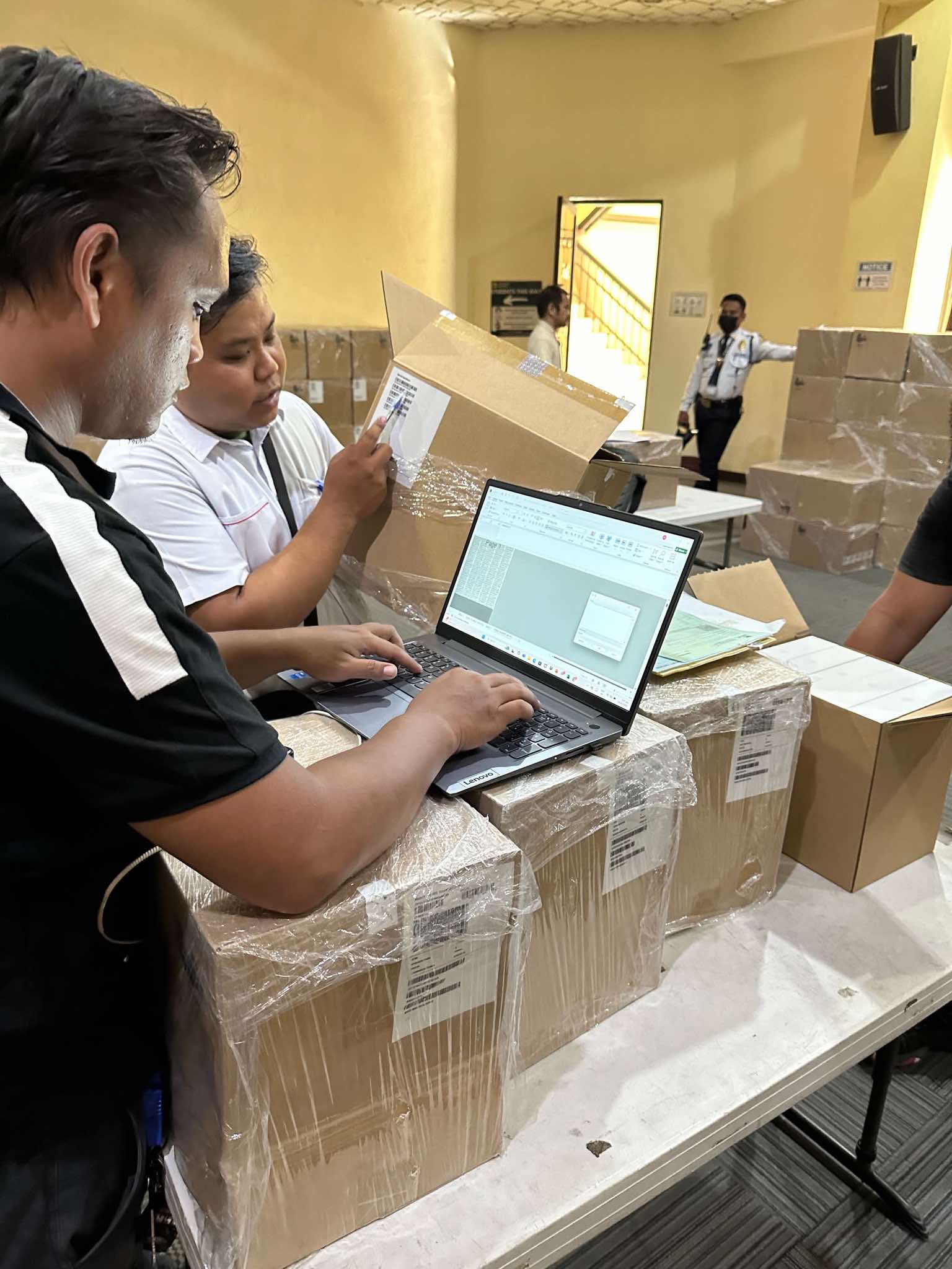 Shipping and Hauling Apple products to Cebu Normal University